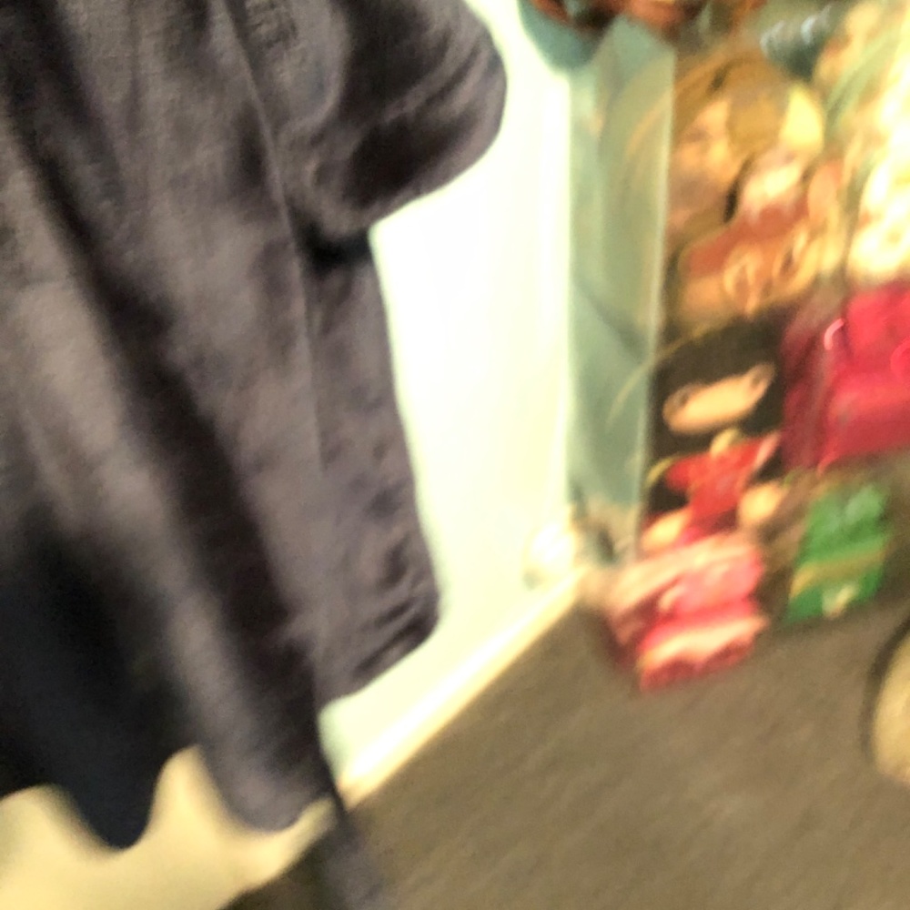 Nice soft blue bathrobe - Picture 2 of 4